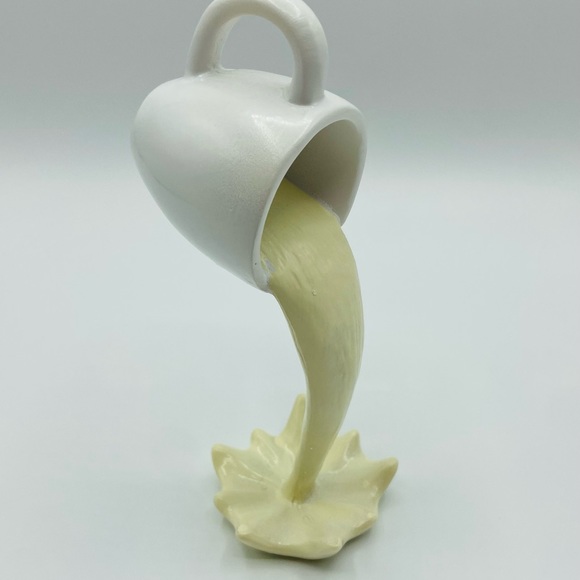 Floating Coffee Cup Mug Spilled Milk for Tiered Tray - New in Box! - Picture 1 of 7